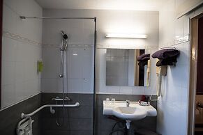 Brit Hotel Au Relais du Vern