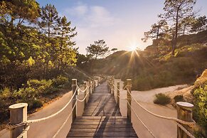 Pine Cliffs Village