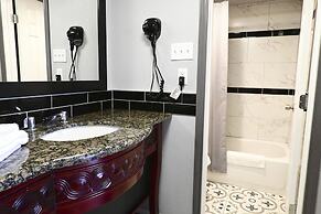 R Nite Star Inn & Suite