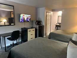 R Nite Star Inn & Suite