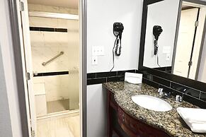 R Nite Star Inn & Suite