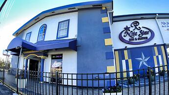 R Nite Star Inn & Suite