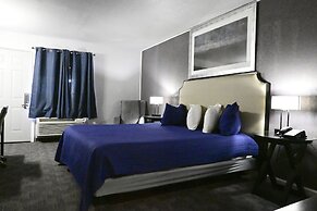 R Nite Star Inn & Suite