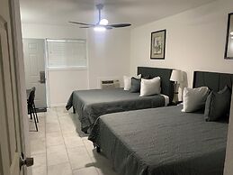 R Nite Star Inn & Suite