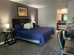 R Nite Star Inn & Suite