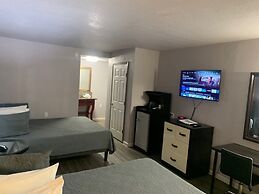 R Nite Star Inn & Suite