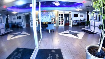 R Nite Star Inn & Suite