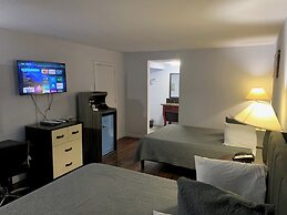 R Nite Star Inn & Suite