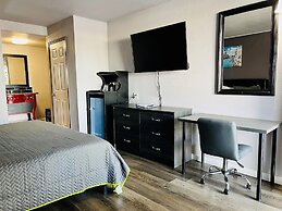 R Nite Star Inn & Suite