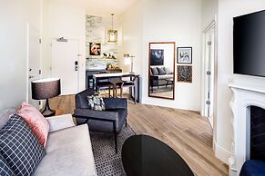 ANDAZ SAVANNAH, BY HYATT