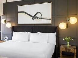 ANDAZ SAVANNAH, BY HYATT