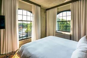 The Loom Hotel, Tapestry Collection by Hilton