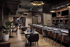 The Loom Hotel, Tapestry Collection by Hilton