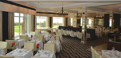 Carlyon Bay Hotel