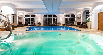 Carlyon Bay Hotel
