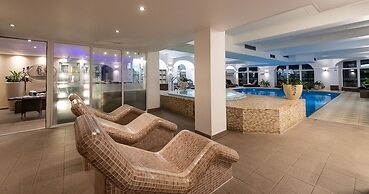 Carlyon Bay Hotel