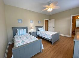 River Oaks by Palmetto Vacations