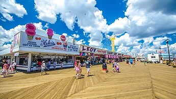 Hotel Charlee Villas by the Beach