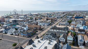 Hotel Charlee Villas by the Beach