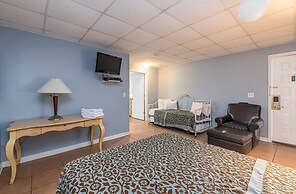 Hotel Charlee Villas by the Beach