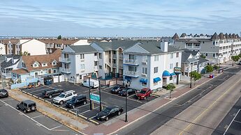 Hotel Charlee Villas by the Beach