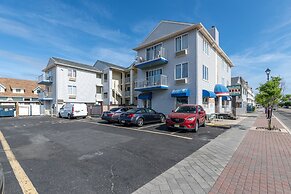 Hotel Charlee Villas by the Beach