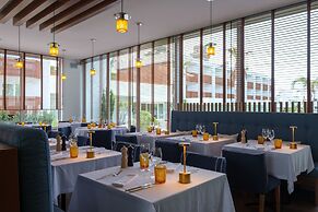 Malibu Foz Hotel - La Maison Younan