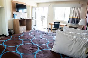 Super 8 by Wyndham Newcastle