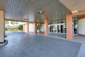 Dolphin Beach Resort