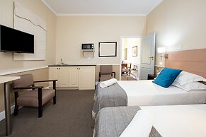 Queen’s Hotel by BON Hotels