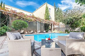 Queen’s Hotel by BON Hotels