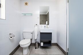 Queen’s Hotel by BON Hotels