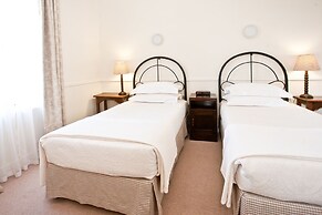 Queen’s Hotel by BON Hotels