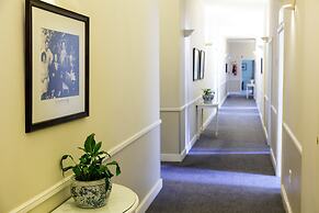 Queen’s Hotel by BON Hotels