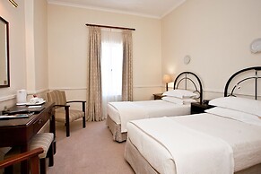 Queen’s Hotel by BON Hotels