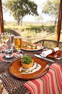 Hoyo Hoyo Safari Lodge