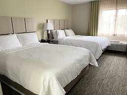 Candlewood Suites Airport, an IHG Hotel