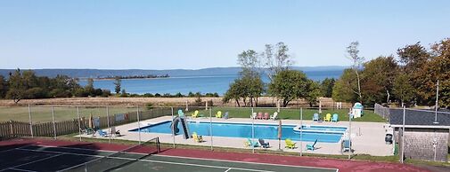 The Harbourview Inn