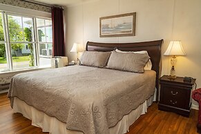The Harbourview Inn