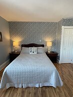 The Harbourview Inn