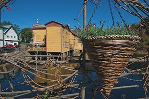 The Harbourview Inn