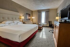 Drury Inn & Suites Near La Cantera Parkway