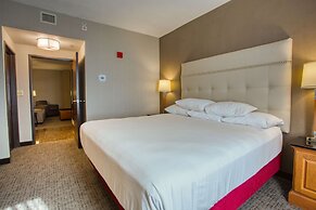 Drury Inn & Suites Near La Cantera Parkway