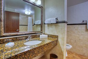 Drury Inn & Suites Near La Cantera Parkway