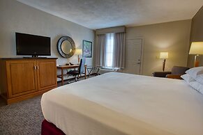 Drury Inn & Suites Near La Cantera Parkway