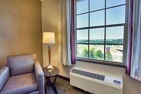 Drury Inn & Suites Near La Cantera Parkway