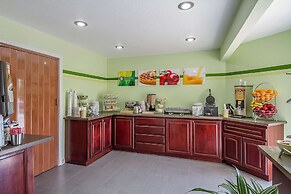 Quality Inn & Suites Capitola By the Sea