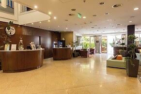 Lions Garden Hotel