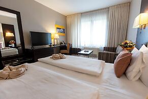 Lions Garden Hotel