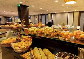 Lions Garden Hotel